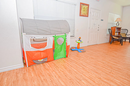 Taylor Square gallery photo 07