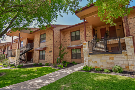 Taylor Square gallery photo 17