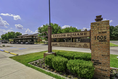 Taylor Square gallery photo 19